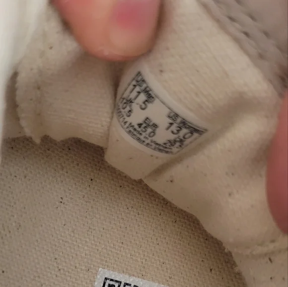 NWOB Vans trainers SK8-Hi Tapered VR3 Beige 11.5 - Picture 11 of 13